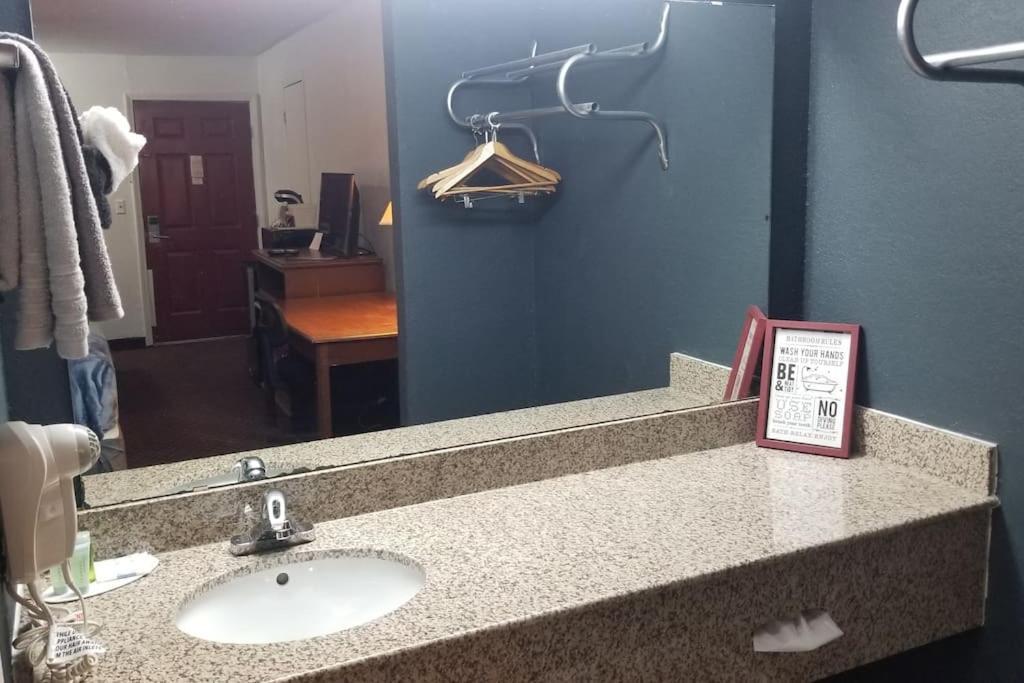 Osu 2 Queen Beds Hotel Room 230 Wi-Fi 斯蒂尔沃特 外观 照片