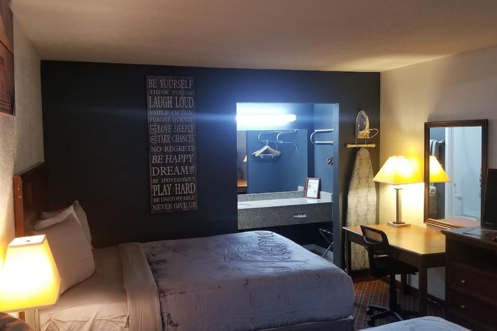 Osu 2 Queen Beds Hotel Room 230 Wi-Fi 斯蒂尔沃特 外观 照片